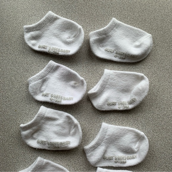 Burt's Bees Baby White and Gray Socks 12 Pairs 0-3 Mos - Picture 9 of 12